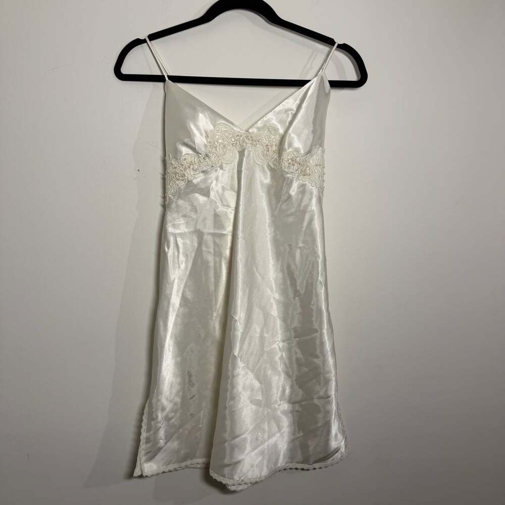 vintage victoria’s secret 2002 ivory satin midi slip size medium bridal y2k